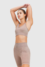 Load image into Gallery viewer, Essential Mineral-Washed Seamless Sports Bra (Mushroom)
