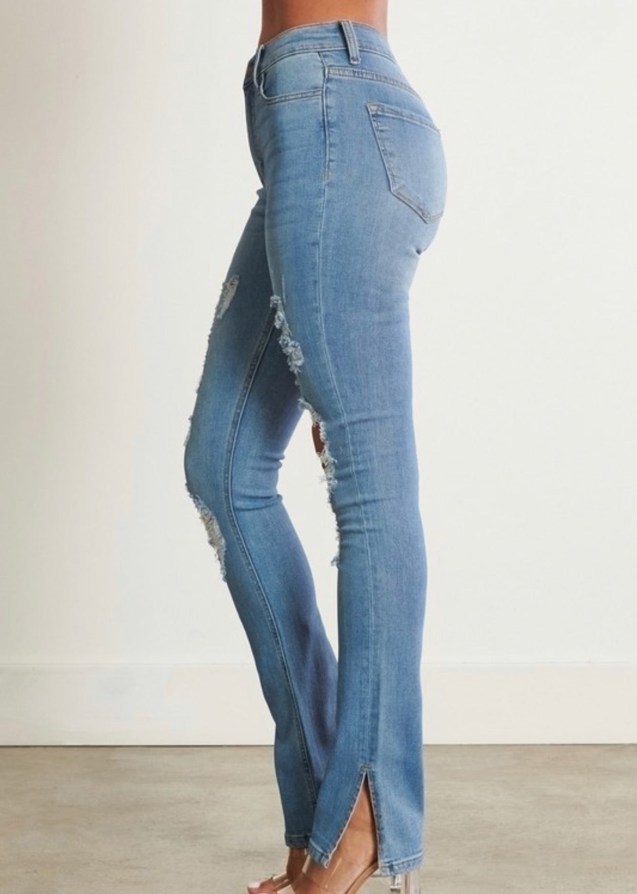 Distressed Slit Bootcut – ValoreTheLabel.com